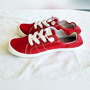 Like new!! Jellypop Red Tennis Shoes, Size 8.5
